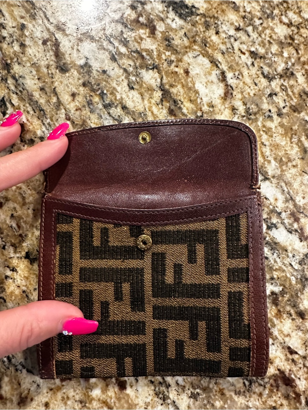 Fendi Zucca FF Logo Wallet, vintage- look at all pics**project piece** - Picture 5 of 14